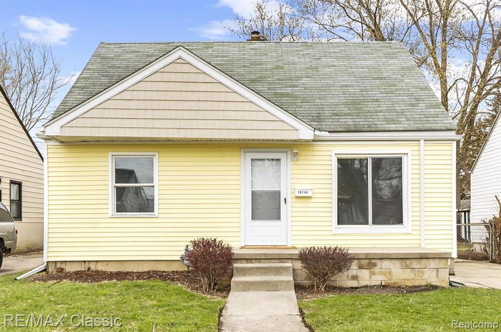 26744 Oakland Street Inkster, MI 48141 - Photo 1 of 39