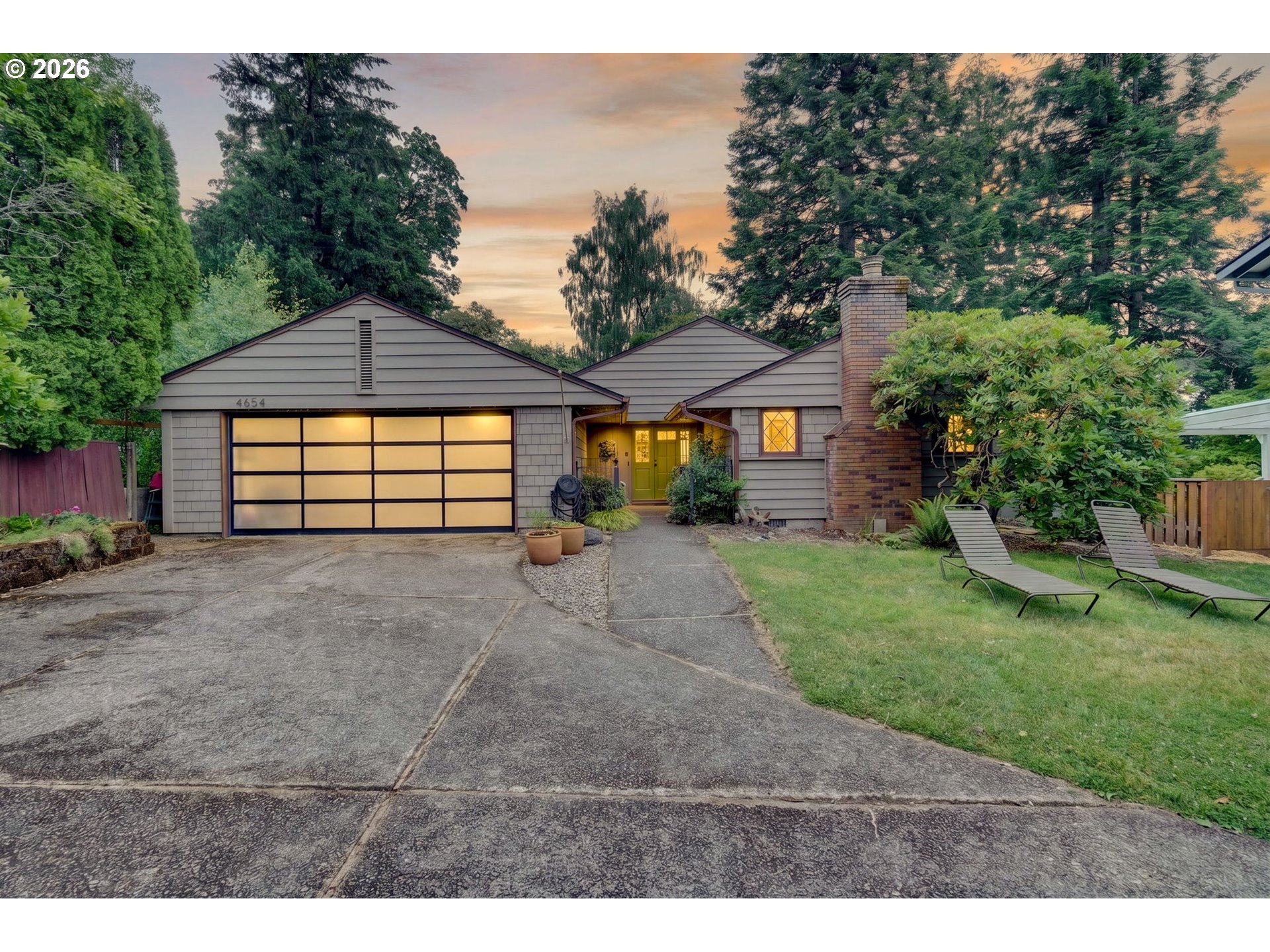 4654 Southwest Flower Place Portland, OR 97221 - Photo 1 of 39 Gallery Image 1