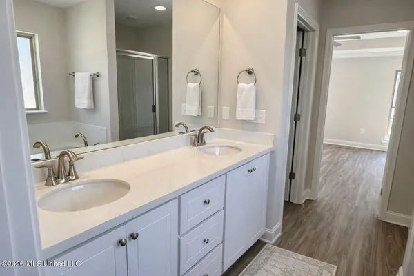 $307,999 | 631 Westfield Drive, Pearl, MS 39208