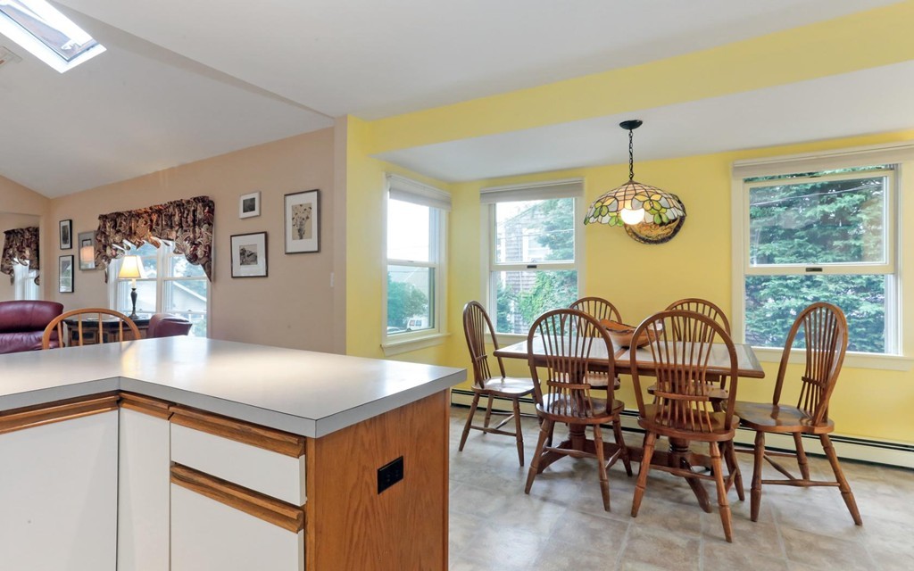 19 Garden Road Scituate, MA 02066 - Photo 8 of 29 Gallery Image 8