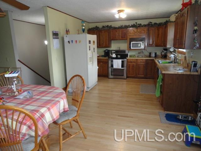401 Maple Street Bergland, MI 49947 - Photo 20 of 30