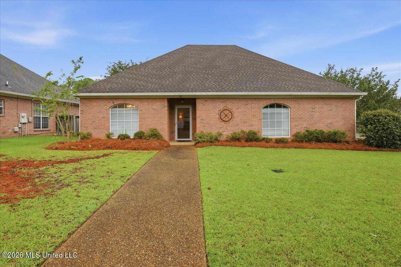 23 Spring Lake Circle Pearl, MS 39208 - Photo 1 of 28 01-23 Springlake Circle _ Hometoursms.co