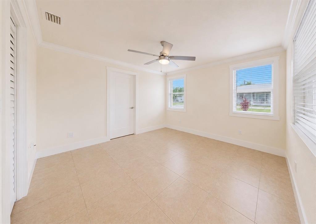 404 12th Street Southwest Ruskin, FL 33570 - Photo 27 of 49