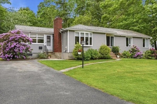 $819,000 | 8 South Lewis Park Drive, Walpole, MA 02032