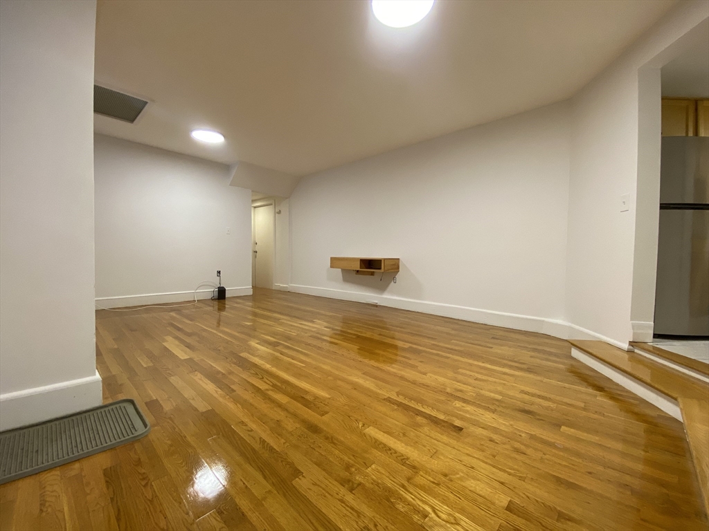 90 Bynner Street, Unit B Boston, MA 02130 - Photo 1 of 15 a view of a room