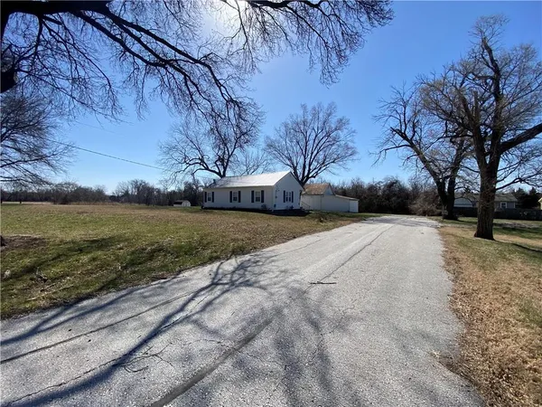 $250,000 | Tbd Towers Street Lots 52-57 Street, Clinton, MO 64735