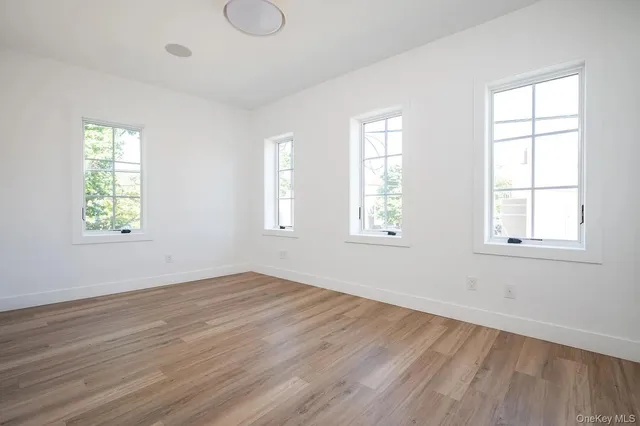 $3,500 | 270 Garden Street, Unit B, Roslyn Heights, NY 11577