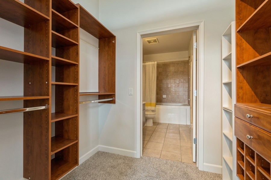 15 South Throop Street, Unit 402 Chicago, IL 60607 - Photo 12 of 17