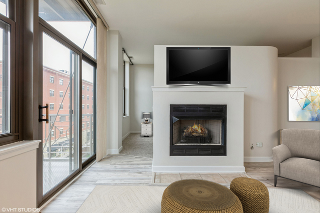 15 South Throop Street, Unit 402 Chicago, IL 60607 - Photo 5 of 17