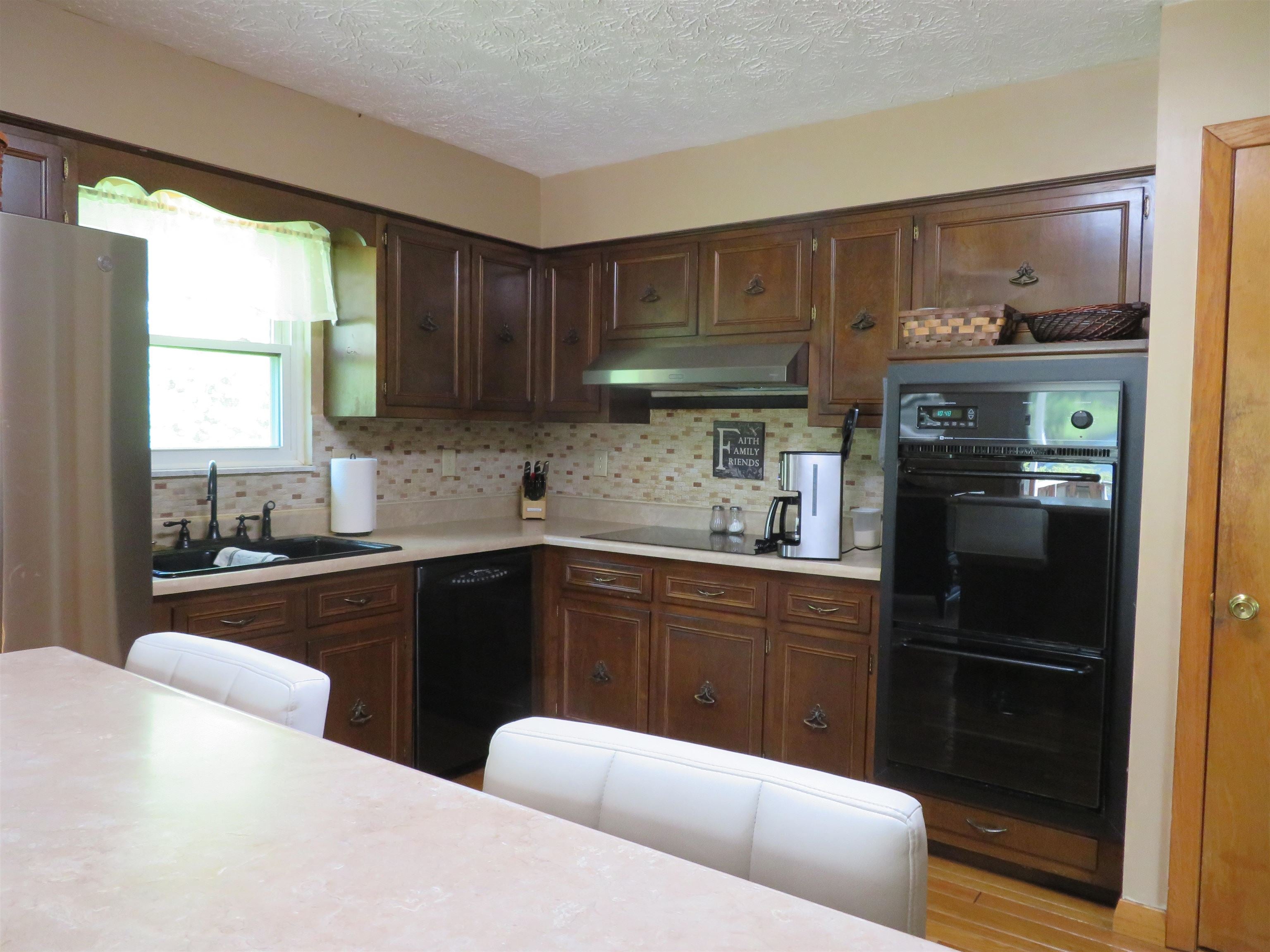 27 Halls Hill Road Ona, WV 25545 - Photo 4 of 23 Gallery Image 4