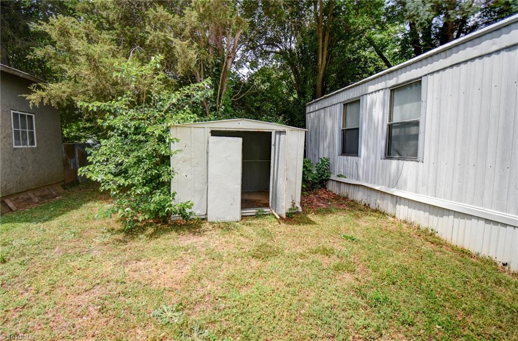 7112 Prospect Church Road, Unit 4 Thomasville, NC 27360 - Photo 5 of 23