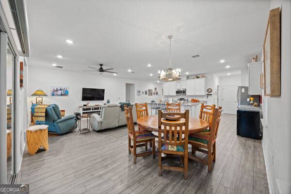 137 Breakwater Loop Kingsland, GA 31548 - Photo 25 of 49 Gallery Image 25