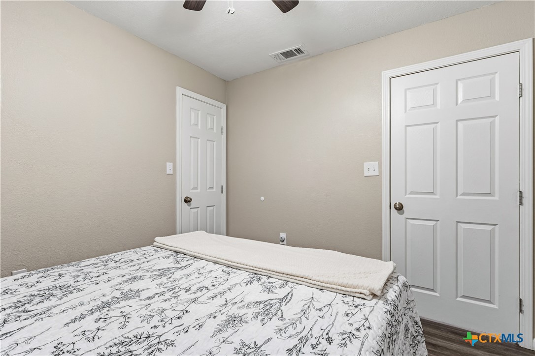 108 West Kathey Road Harker Heights, TX 76548 - Photo 20 of 36 Bedroom 1