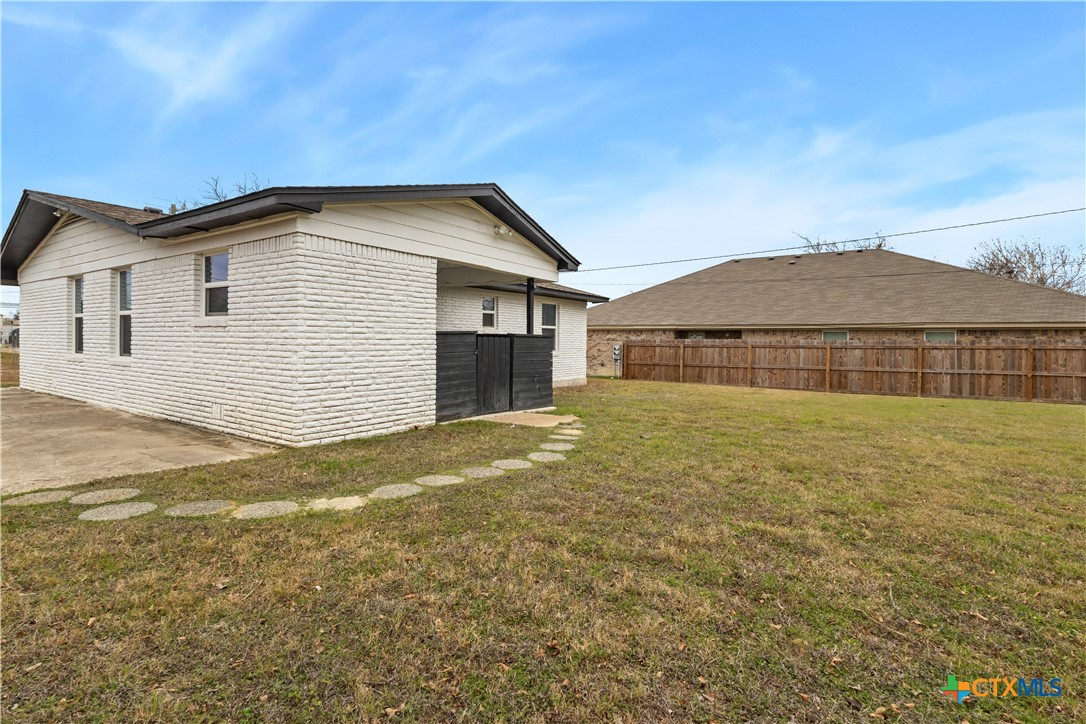 108 West Kathey Road Harker Heights, TX 76548 - Photo 34 of 36 Backyard