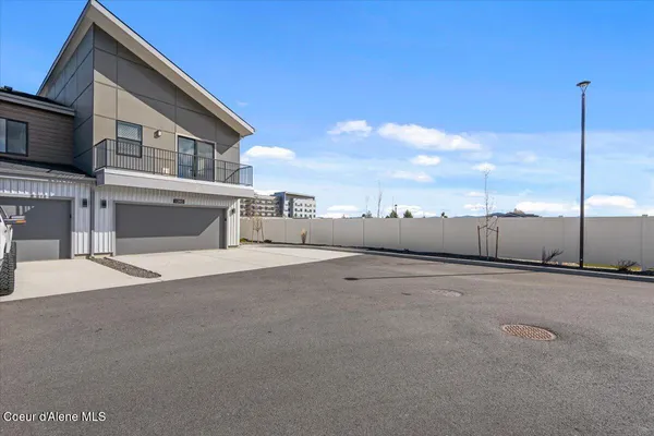 $450,000 | 1090 East 4th Avenue, Post Falls, ID 83854