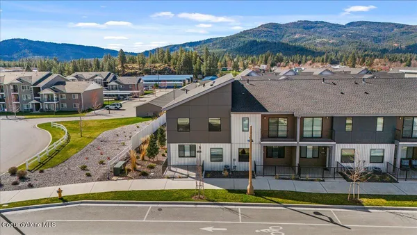 $450,000 | 1090 East 4th Avenue, Post Falls, ID 83854