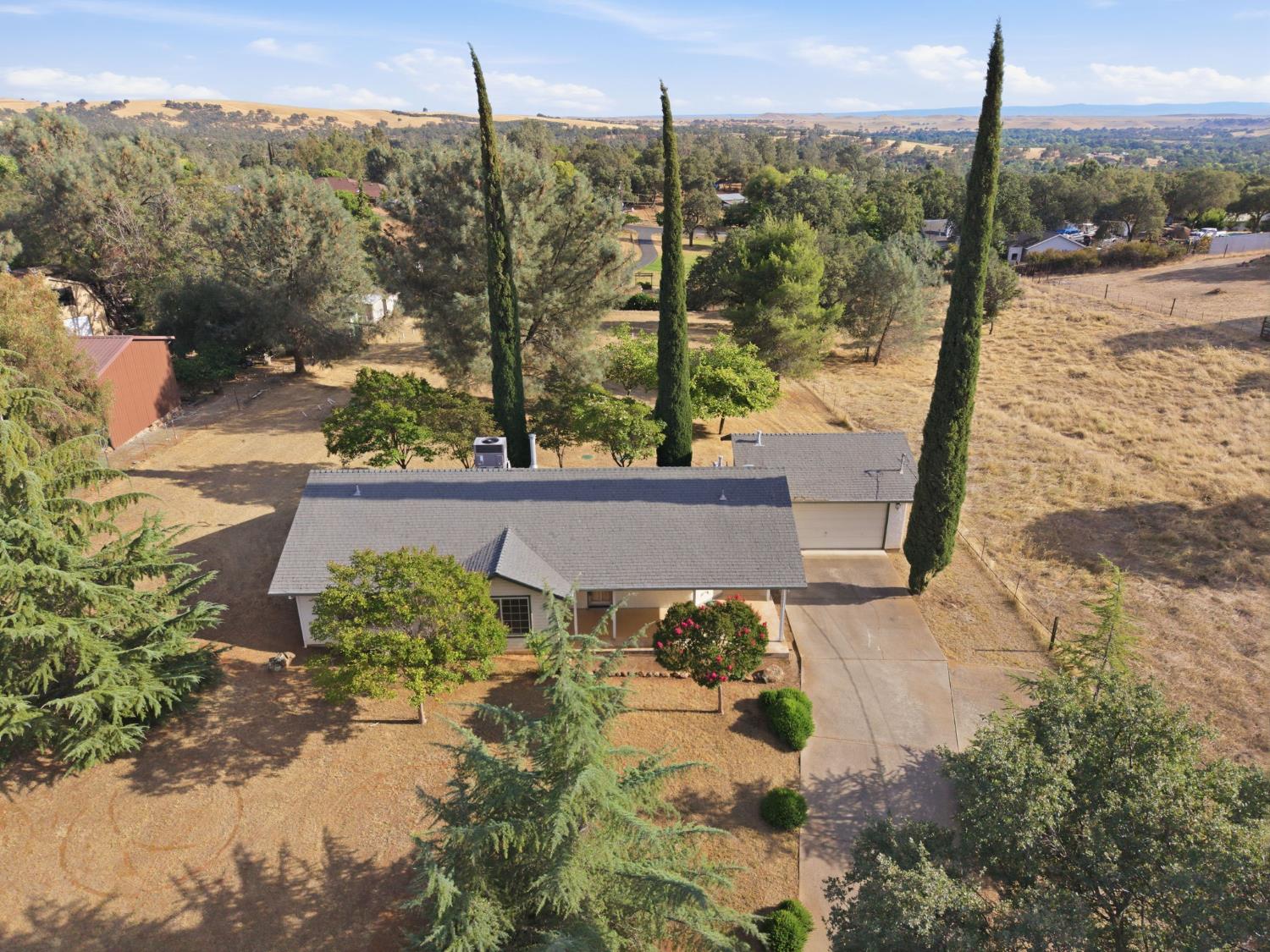 8422 Hedgepeth Road Valley Springs, CA 95252 - Photo 3 of 35