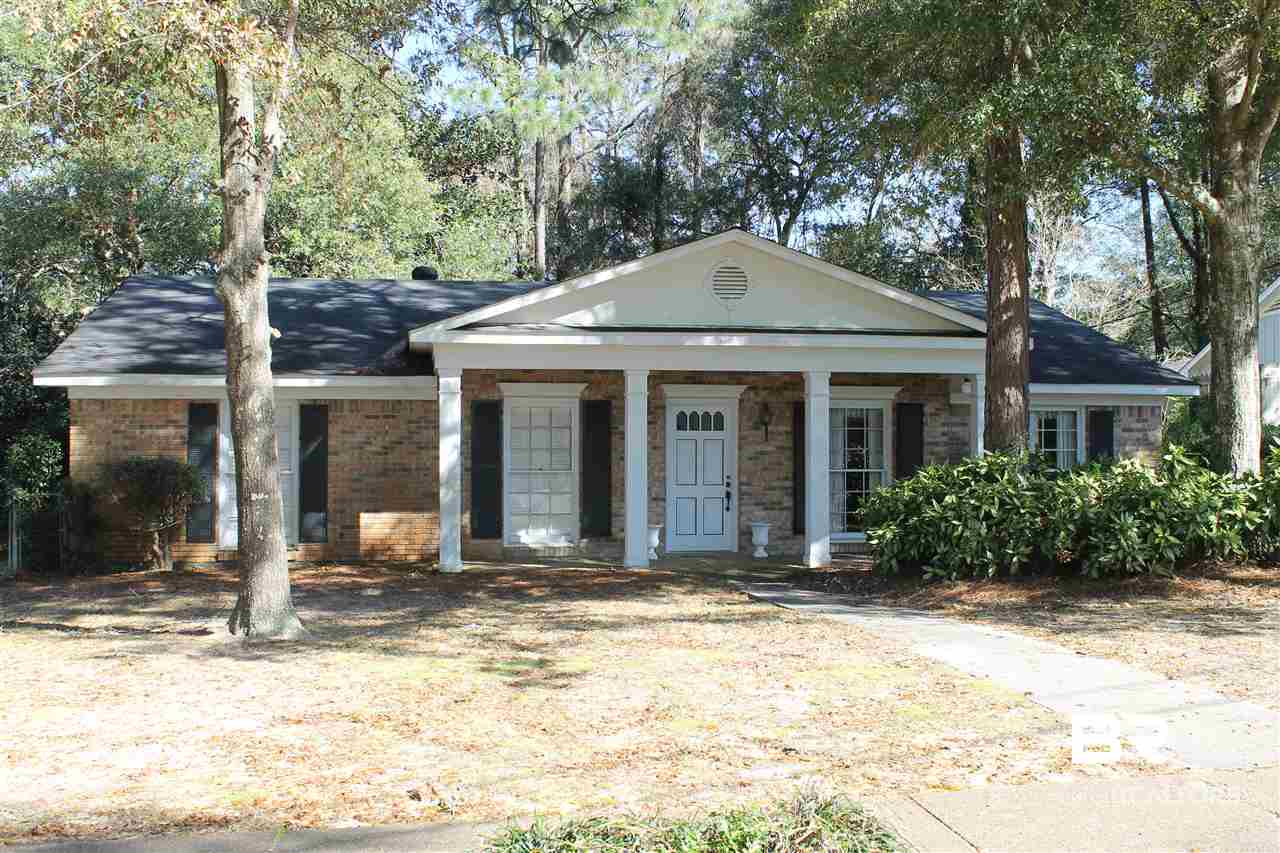 508 Spring Park Drive South Mobile, AL 36608 - Photo 2 of 13