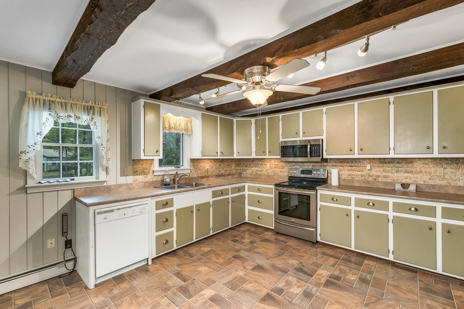 98 White Birch Road Wakefield, NH 03872 - Photo 25 of 58 Gallery Image 25