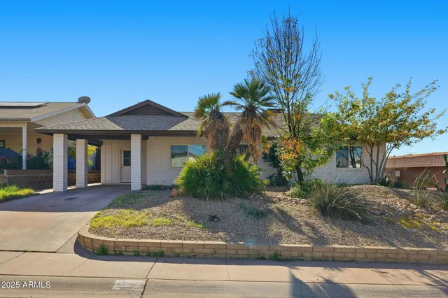 $2,400 | 1321 East Townley Avenue, Phoenix, AZ 85020