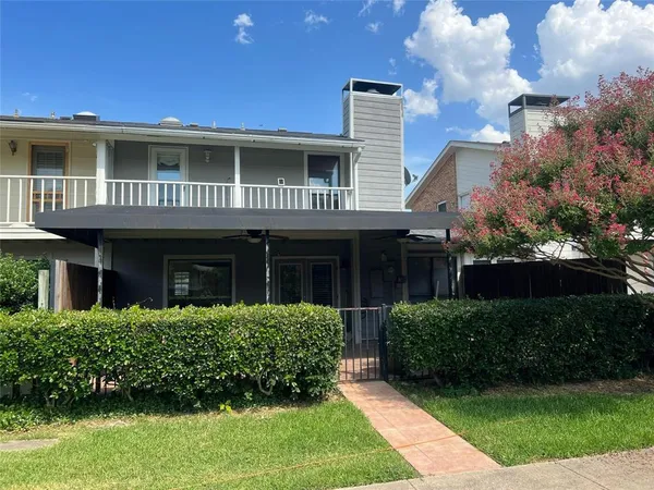 $2,100 | 3650 Fore Circle, Farmers Branch, TX 75234