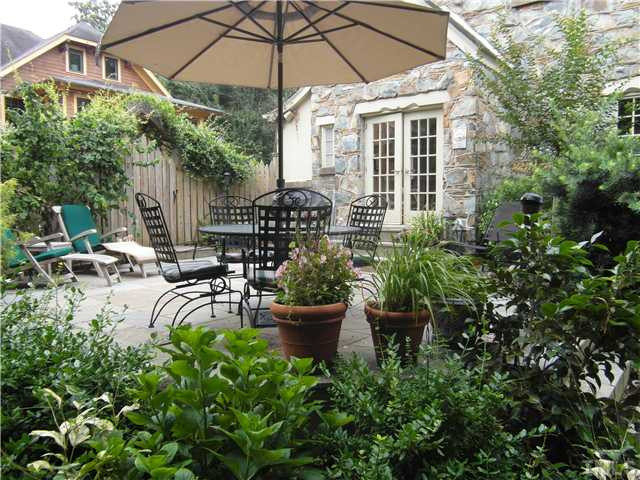 2216 St Marys Street Raleigh, NC 27608 - Photo 23 of 25 Photo 24