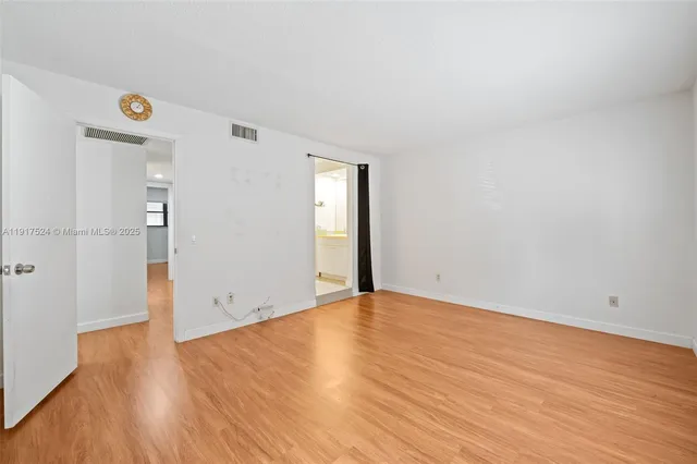 $3,250 | 1017 Northwest 124th Avenue, Unit 1017, Pembroke Pines, FL 33026