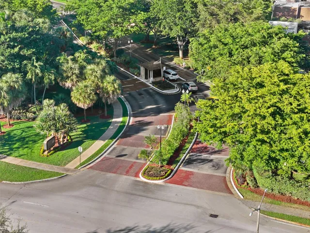 $3,250 | 1017 Northwest 124th Avenue, Unit 1017, Pembroke Pines, FL 33026