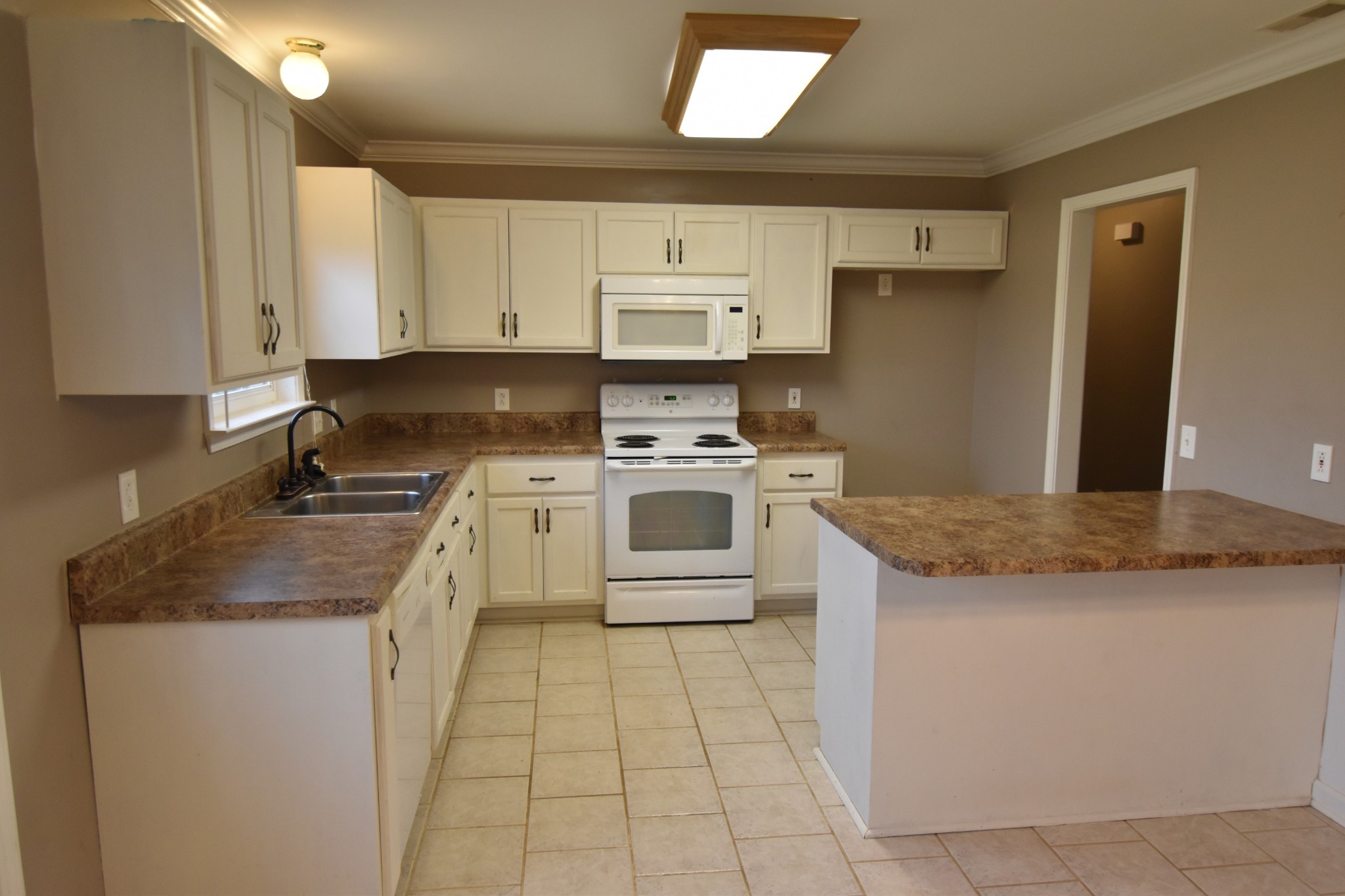 242 Zachary Road Lebanon, TN 37090 - Photo 11 of 30 Gallery Image 11