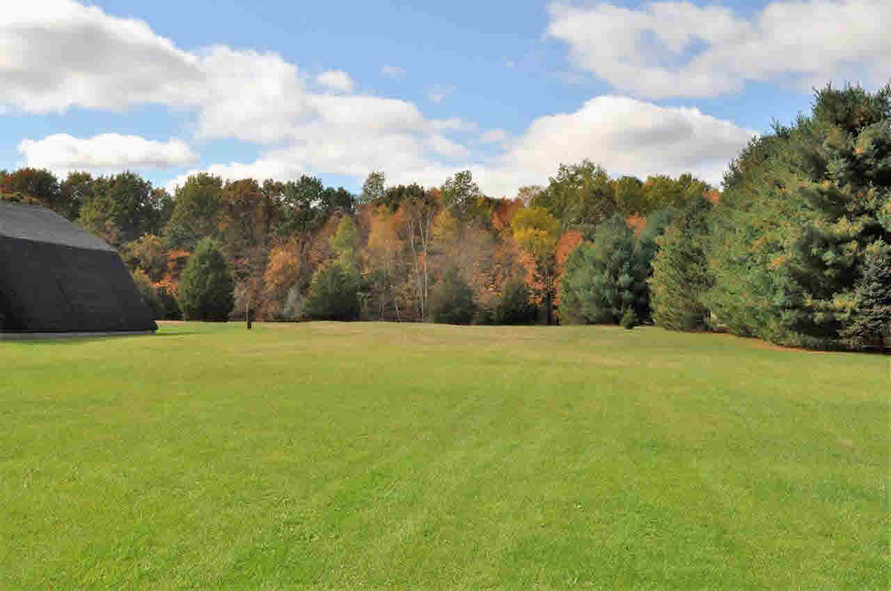 8291 Morrish Road Flushing, MI 48433 - Photo 26 of 32 21230330-25.JPG