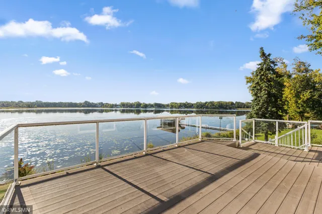 $725,000 | 998 Kohlman Court, Maplewood, MN 55109