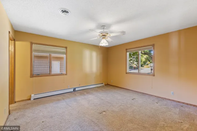 $725,000 | 998 Kohlman Court, Maplewood, MN 55109