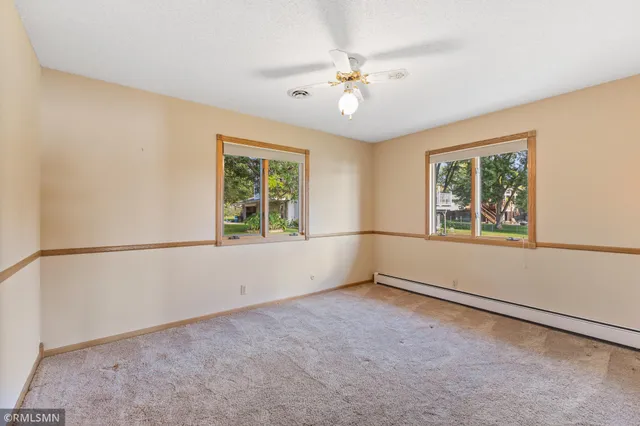 $750,000 | 998 Kohlman Court, Maplewood, MN 55109