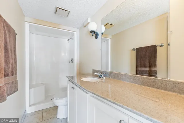 $750,000 | 998 Kohlman Court, Maplewood, MN 55109