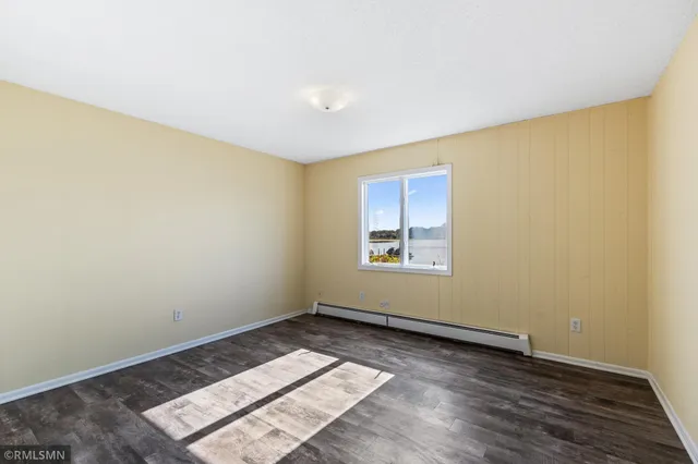 $725,000 | 998 Kohlman Court, Maplewood, MN 55109