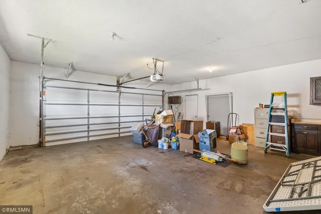 $750,000 | 998 Kohlman Court, Maplewood, MN 55109