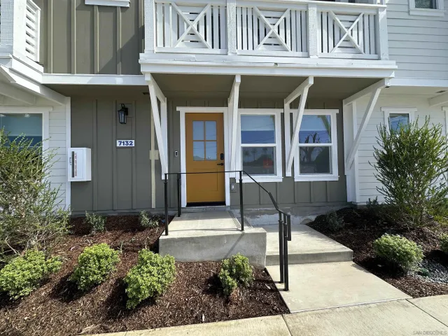 $9,175 | 7290 Ponto Drive West, Unit 7132, Carlsbad, CA 92011