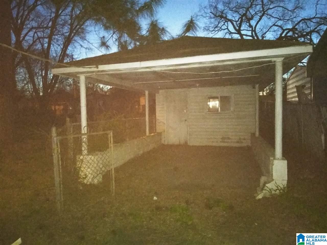 820 26th Street Southwest Birmingham, AL 35211 - Photo 3 of 13