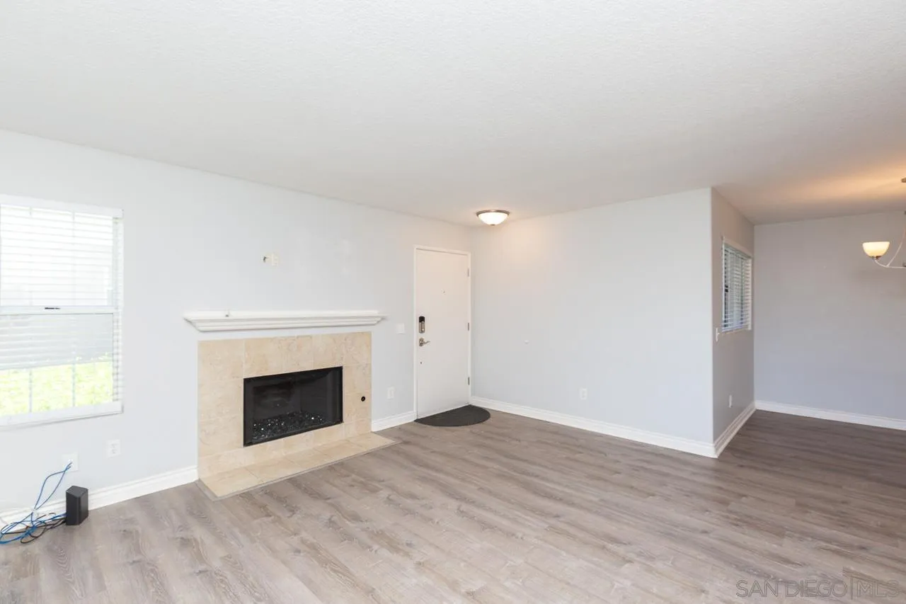 5064 Via Manos, Unit B Oceanside, CA 92057 - Photo 12 of 26