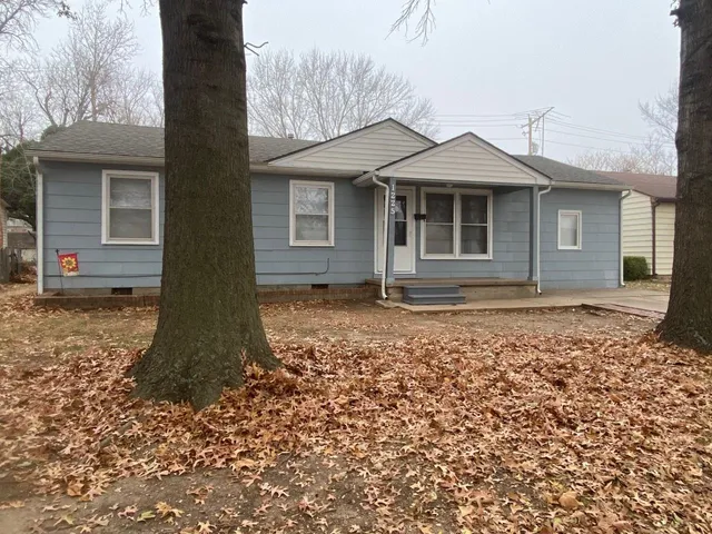 $129,500 | 1225 Golf Street, Augusta, KS 67010