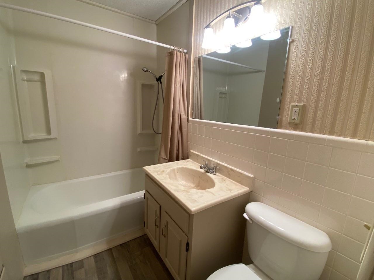 1225 Golf Street Augusta, KS 67010 - Photo 17 of 25