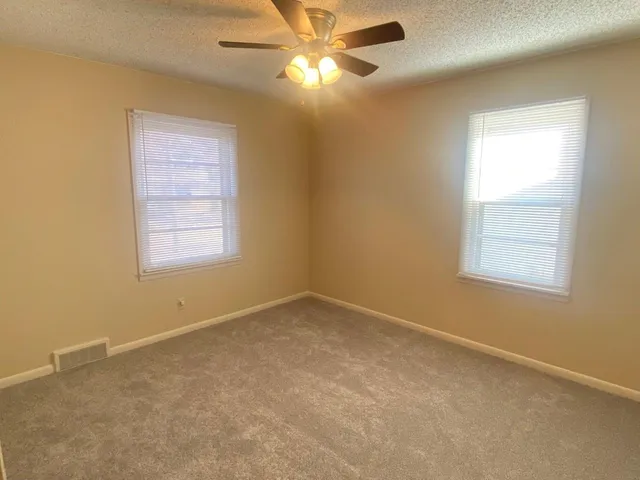 $129,500 | 1225 Golf Street, Augusta, KS 67010