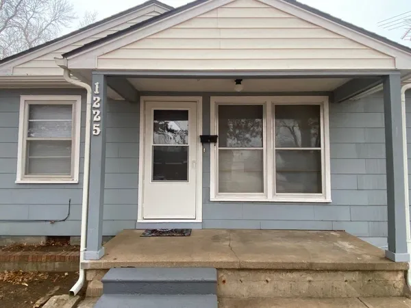 $129,500 | 1225 Golf Street, Augusta, KS 67010