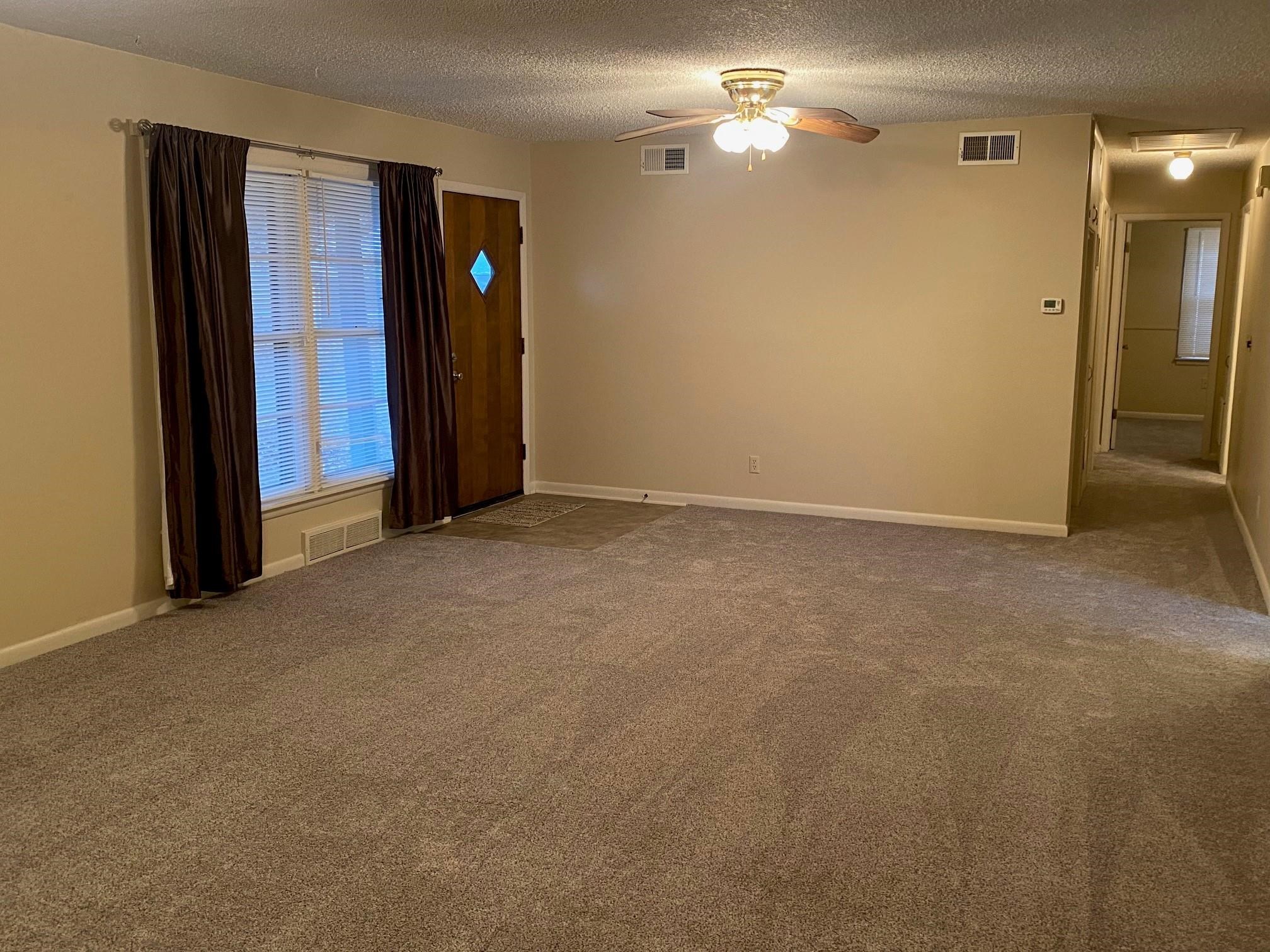 1225 Golf Street Augusta, KS 67010 - Photo 4 of 25