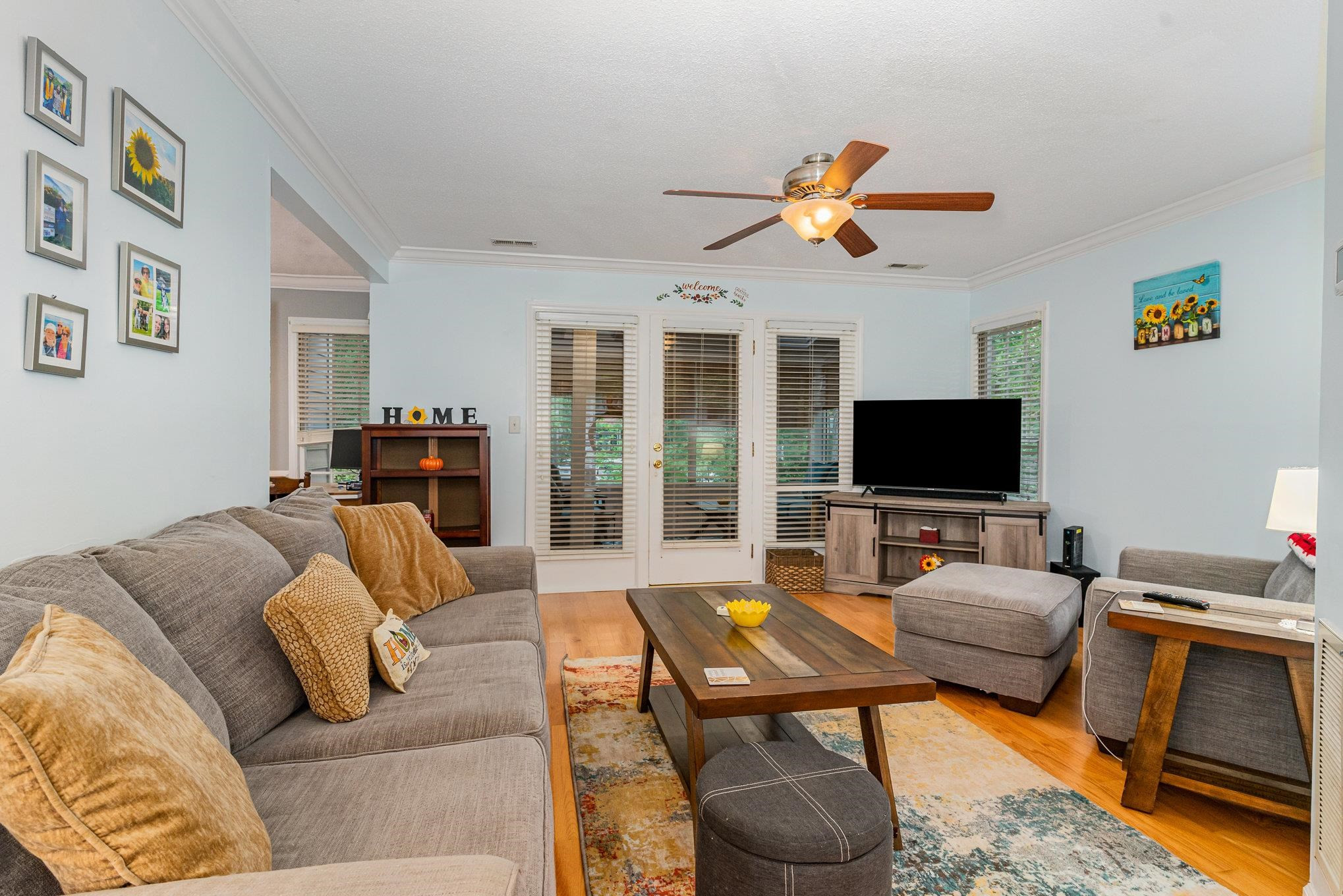 1100 Cotswold Court Raleigh, NC 27609 - Photo 3 of 12 Photo 3
