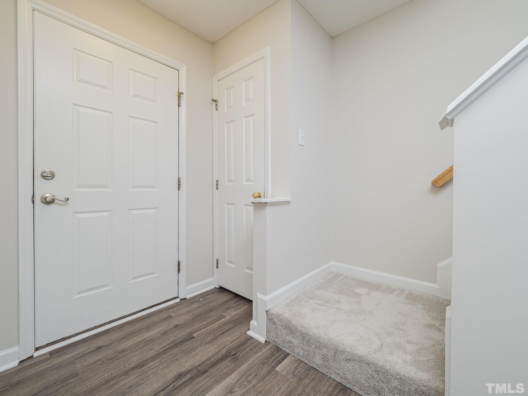 2317 Turtle Point Drive Raleigh, NC 27604 - Photo 4 of 28 Gallery Image 4