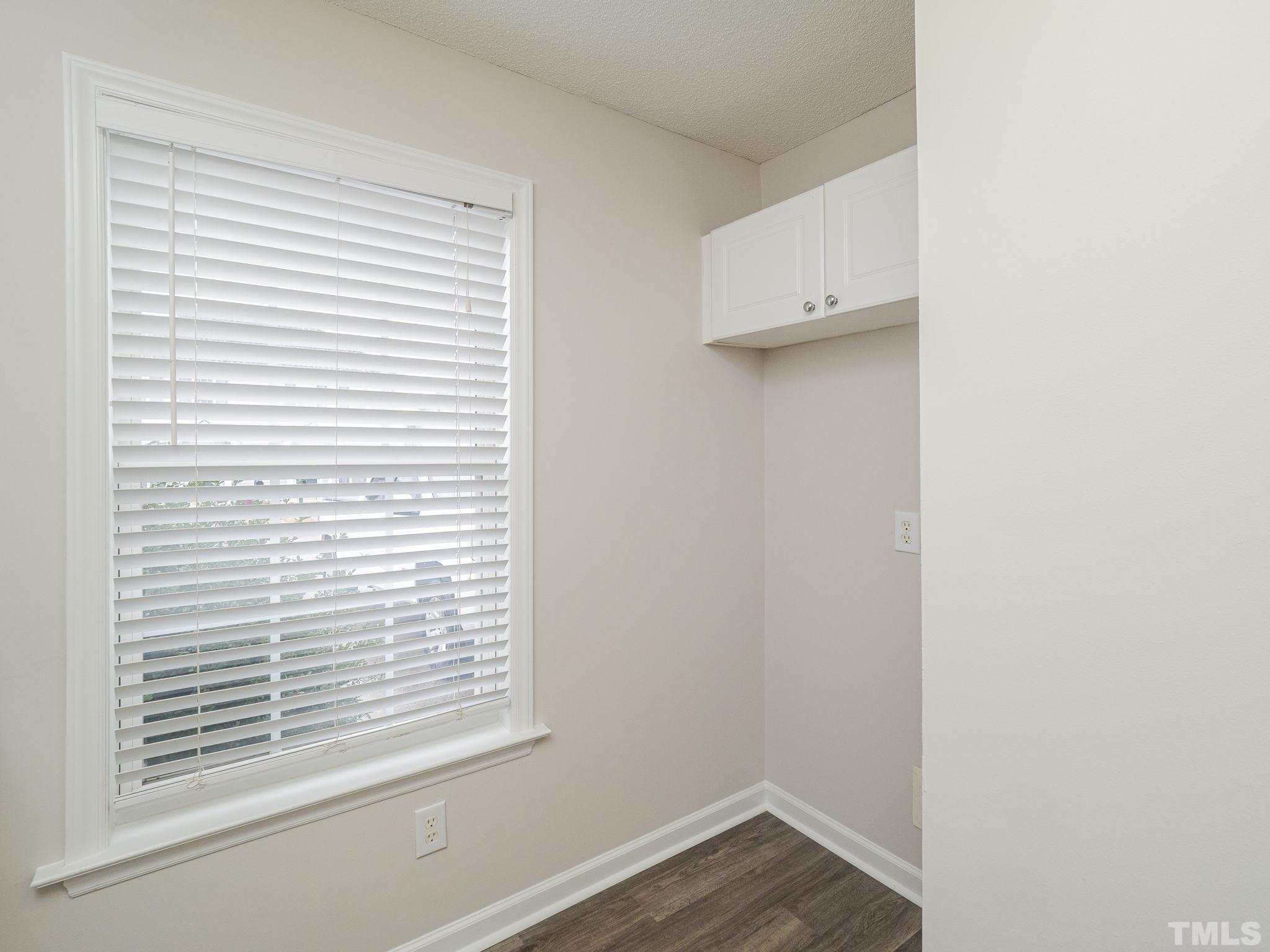2317 Turtle Point Drive Raleigh, NC 27604 - Photo 8 of 28 Gallery Image 8