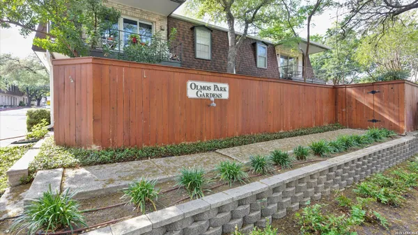 $1,495 | 1045 Shook Avenue, Unit 101A, San Antonio, TX 78212