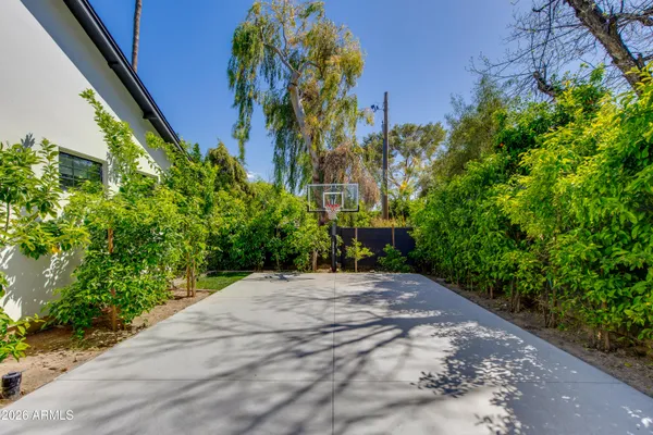 $2,250,000 | 6850 North 2nd Street, Phoenix, AZ 85012