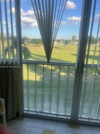 $1,950 | 7797 Golf Cir Drive, Unit 310, Margate, FL 33063